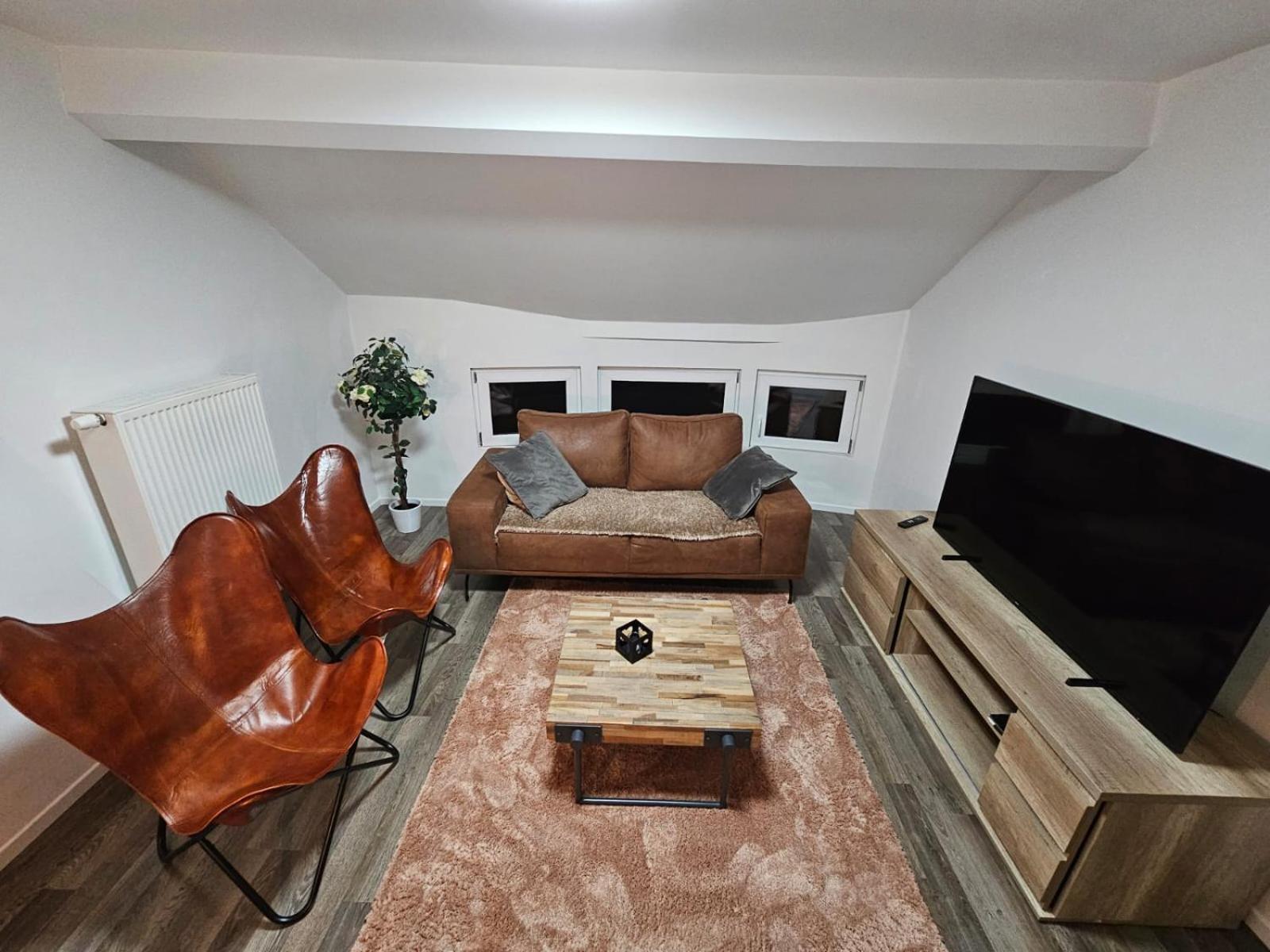 דינאן Appartement Luna מראה חיצוני תמונה