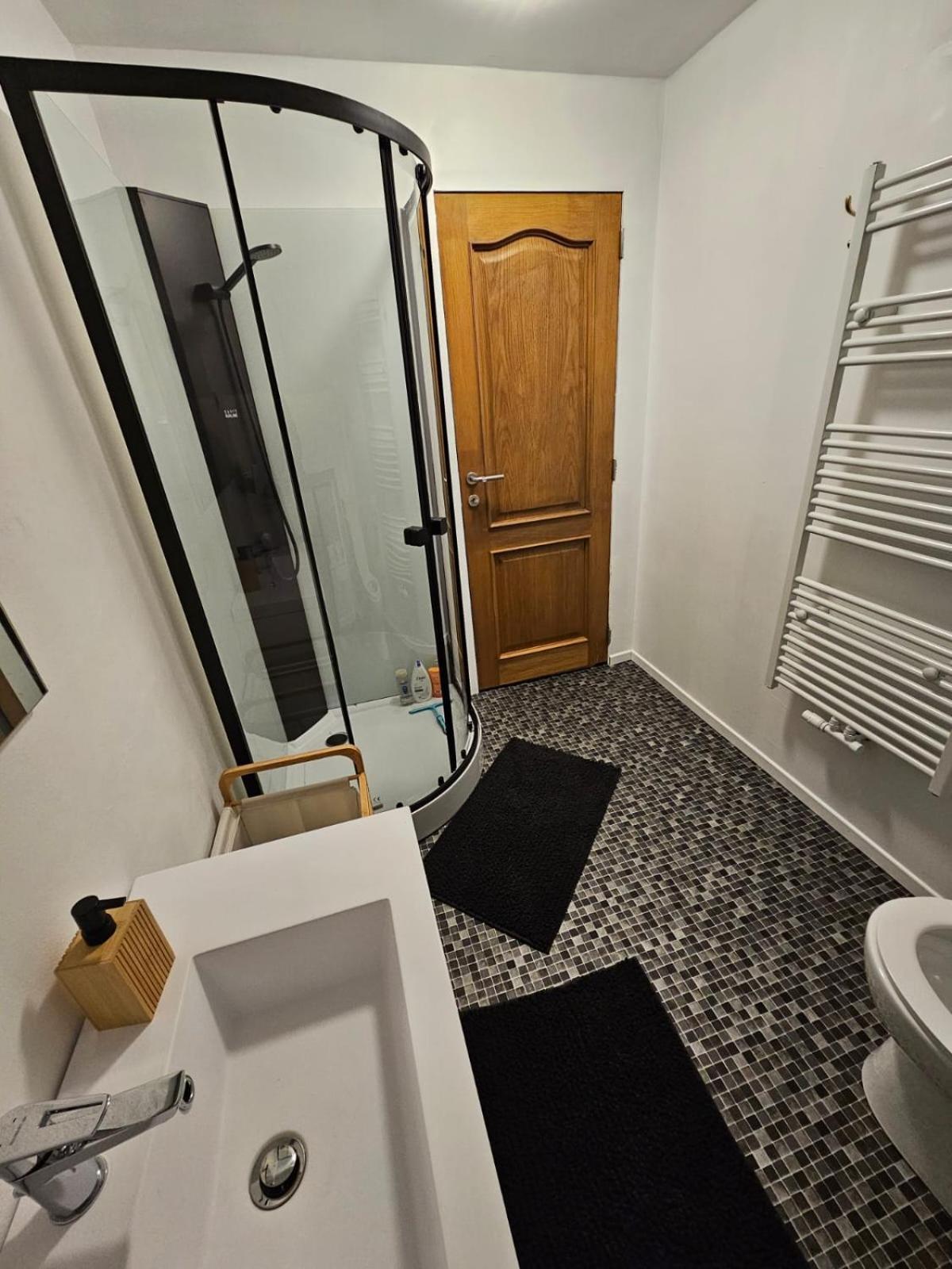 דינאן Appartement Luna חדר תמונה